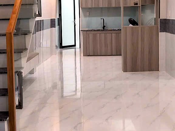 Không gian nhà phố sạch bóng sau vệ sinh công trình